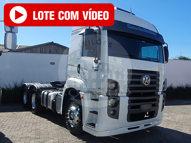 LOTE 001 -  VOLKSWAGEN 25-420 Constellation 2014