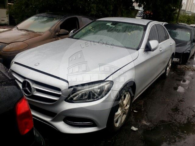 LOTE 033 - Mercedes-Benz C 180 Exclusive 1.6 2014