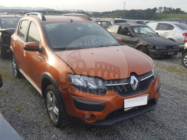 LOTE 010 - RENAULT SANDERO STEPWAY 1.6 2015