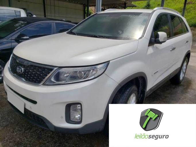 LOTE 002  KIA SORENTO 2015