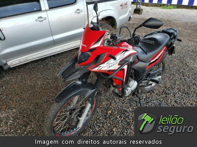 LOTE 013 - HONDA XRE 300 ABS 2019